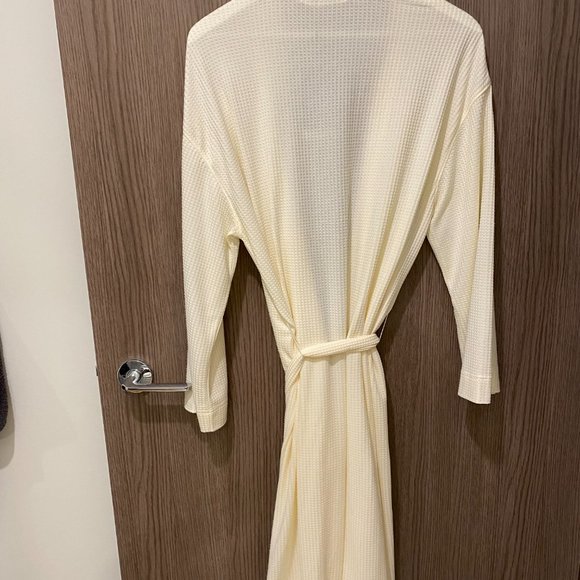 Knix Waffle Robe - Picture 6 of 6